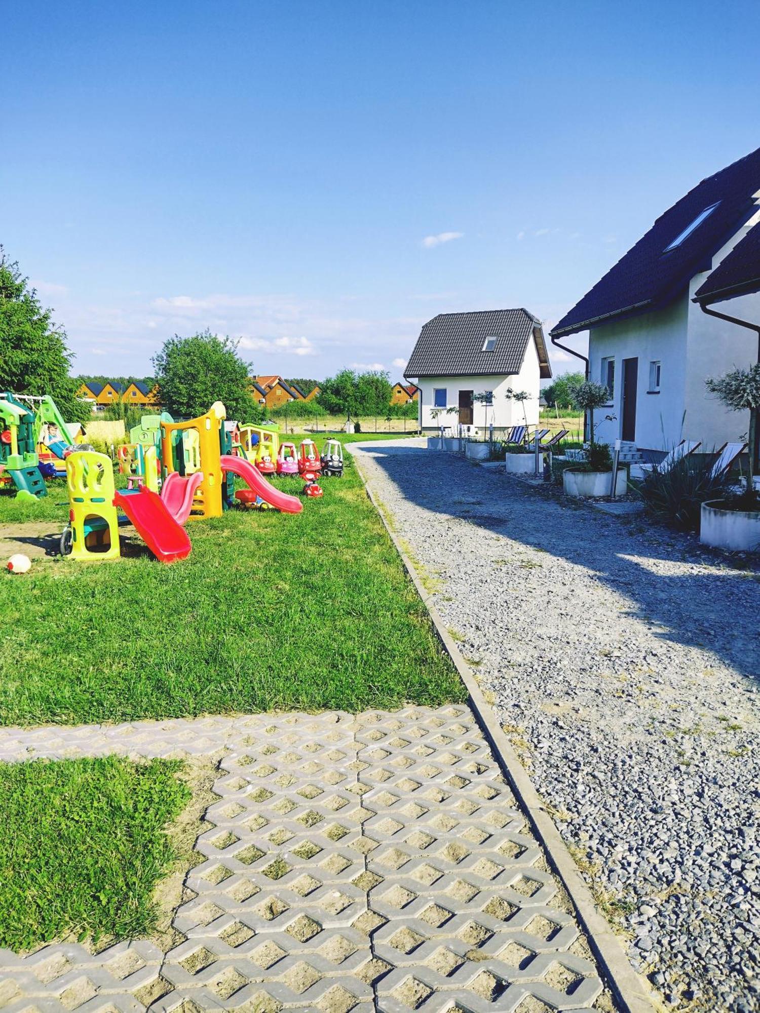 Villa Mistral Jarosławiec Exterior foto